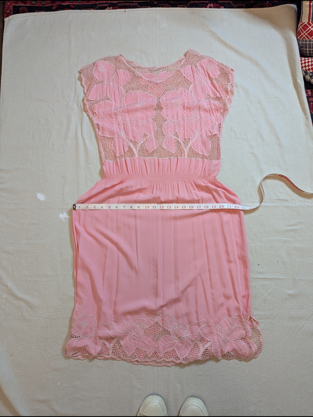 1980s Vintage Bali Emerald Cutwork Lace Pink Hibiscus Dress S/M - Picture 5 of 8